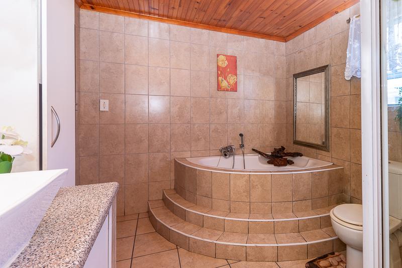 2 Bedroom Property for Sale in Portlands Western Cape